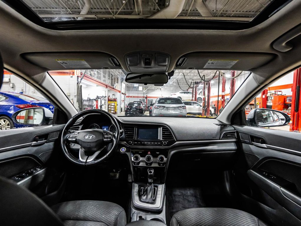 Hyundai Elantra Preferred w/Sun & Safety Package I 2020 à Montréal, Québec - 15 - w1024h768px