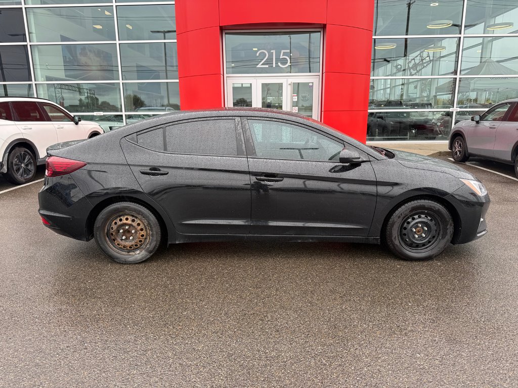 Hyundai Elantra Essential/ UN PROPRIÉTAIRE 2020 à Montréal, Québec - 6 - w1024h768px