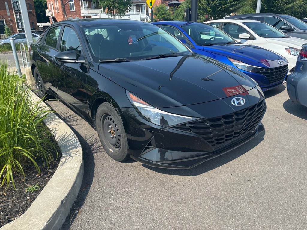 2021 Hyundai Elantra Essential in , Quebec - 1 - w1024h768px