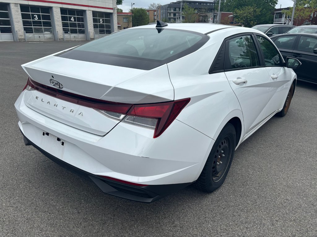 2021 Hyundai Elantra Essential in Montréal, Quebec - 3 - w1024h768px