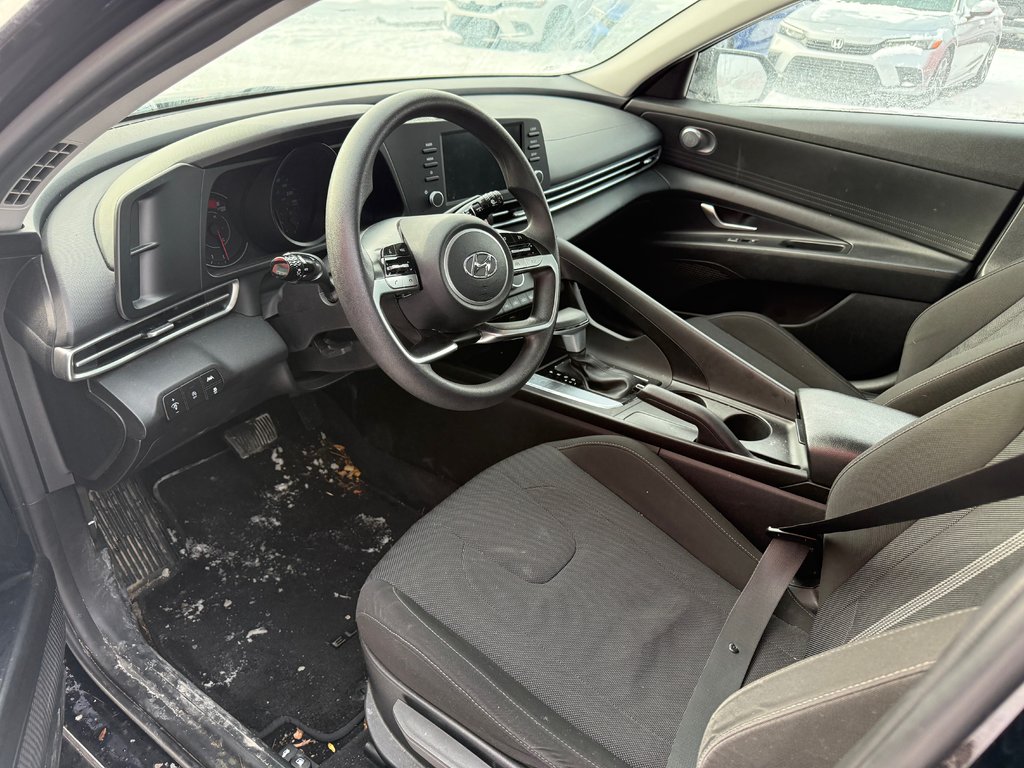 2021 Hyundai Elantra Essential in , Quebec - 11 - w1024h768px