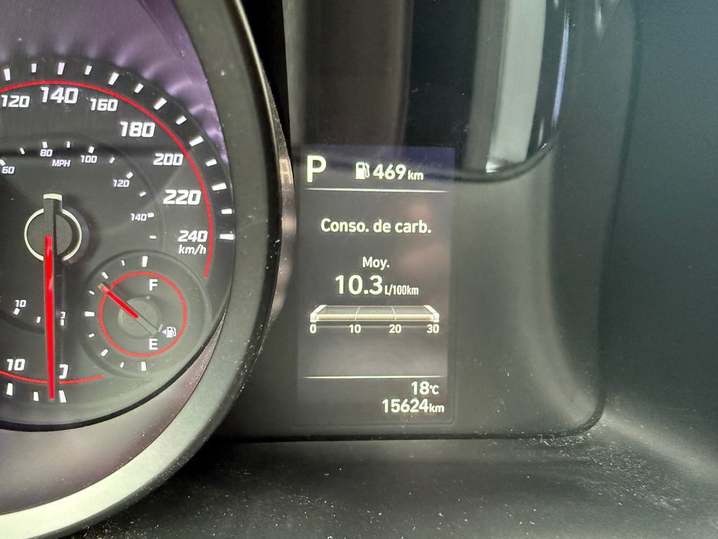 Hyundai Elantra Ultimate 2021 à Montréal, Québec - 2 - w1024h768px