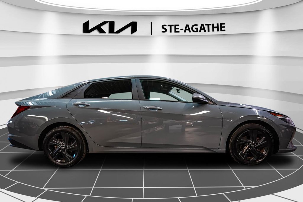 2022 Hyundai Elantra Preferred IVT | JAMAIS ACCIDENTÉ + UN SEUL PROPRIÉTAIRE | in , Quebec - 8 - w1024h768px