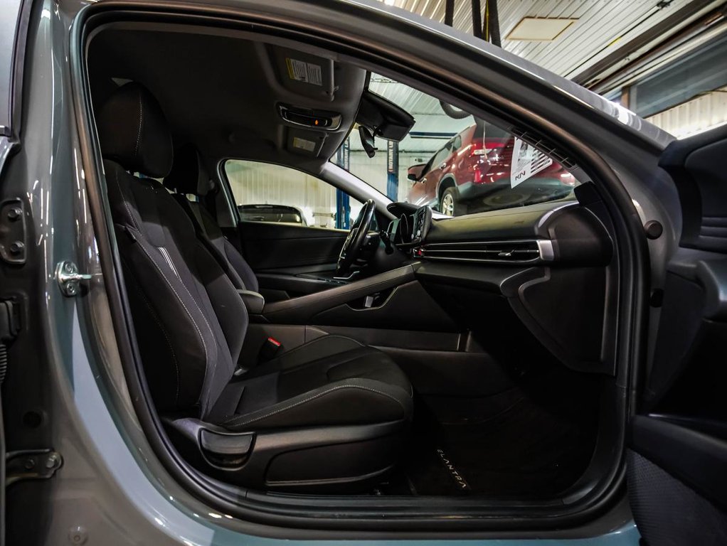 2022 Hyundai Elantra Preferred IVT | JAMAIS ACCIDENTÉ + UN SEUL PROPRIÉTAIRE | in , Quebec - 16 - w1024h768px