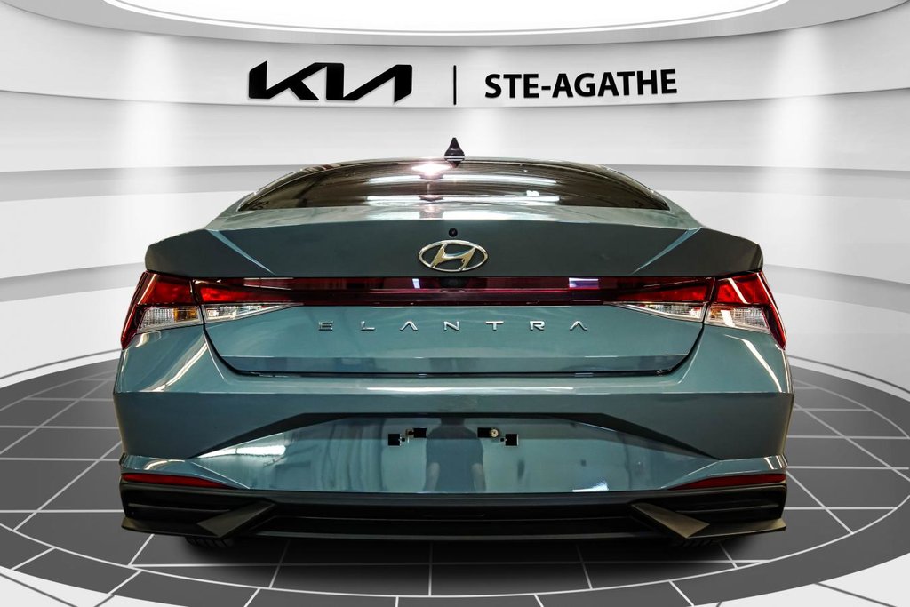 2022 Hyundai Elantra Preferred IVT | JAMAIS ACCIDENTÉ + UN SEUL PROPRIÉTAIRE | in , Quebec - 6 - w1024h768px