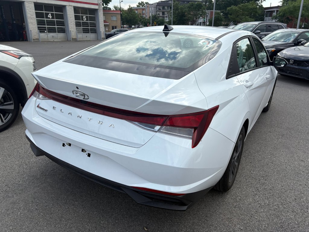Hyundai Elantra Preferred 2022 à Montréal, Québec - 3 - w1024h768px