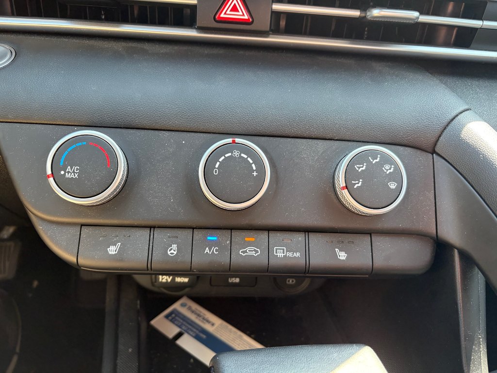 2023 Hyundai Elantra Preferred 1 proprio jamais accidenté in , Quebec - 12 - w1024h768px