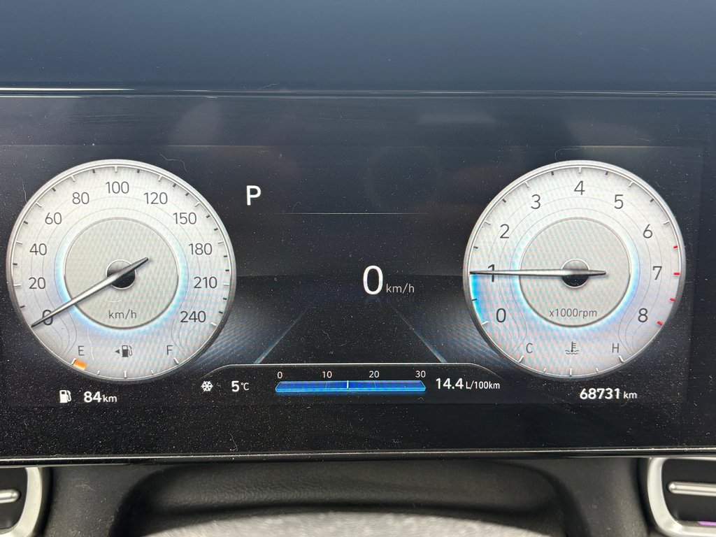 2023 Hyundai Elantra Luxury in Montréal, Quebec - 5 - w1024h768px