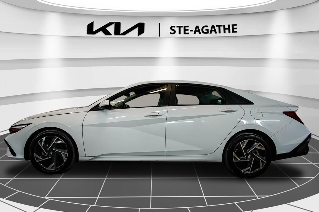 2024 Hyundai Elantra PREFERRED | AUTOMATIQUE | JAMAIS ACCIDENTÉ | TOIT | CARPLAY in , Quebec - 4 - w1024h768px