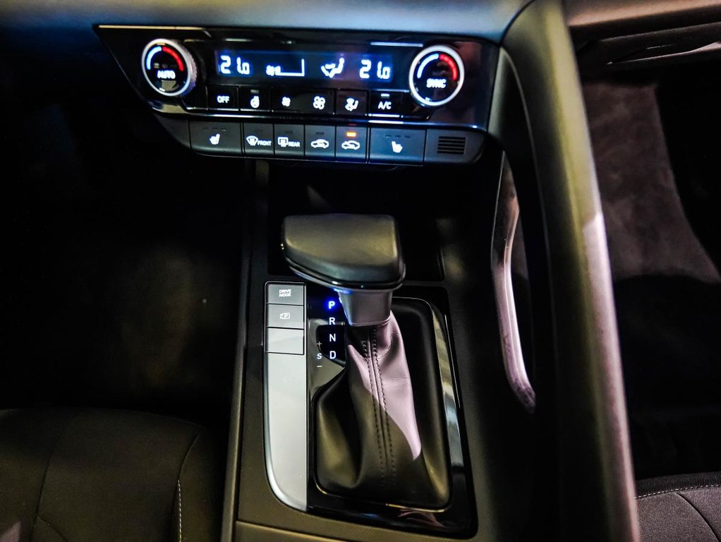 2024 Hyundai Elantra PREFERRED | AUTOMATIQUE | JAMAIS ACCIDENTÉ | TOIT | CARPLAY in , Quebec - 18 - w1024h768px