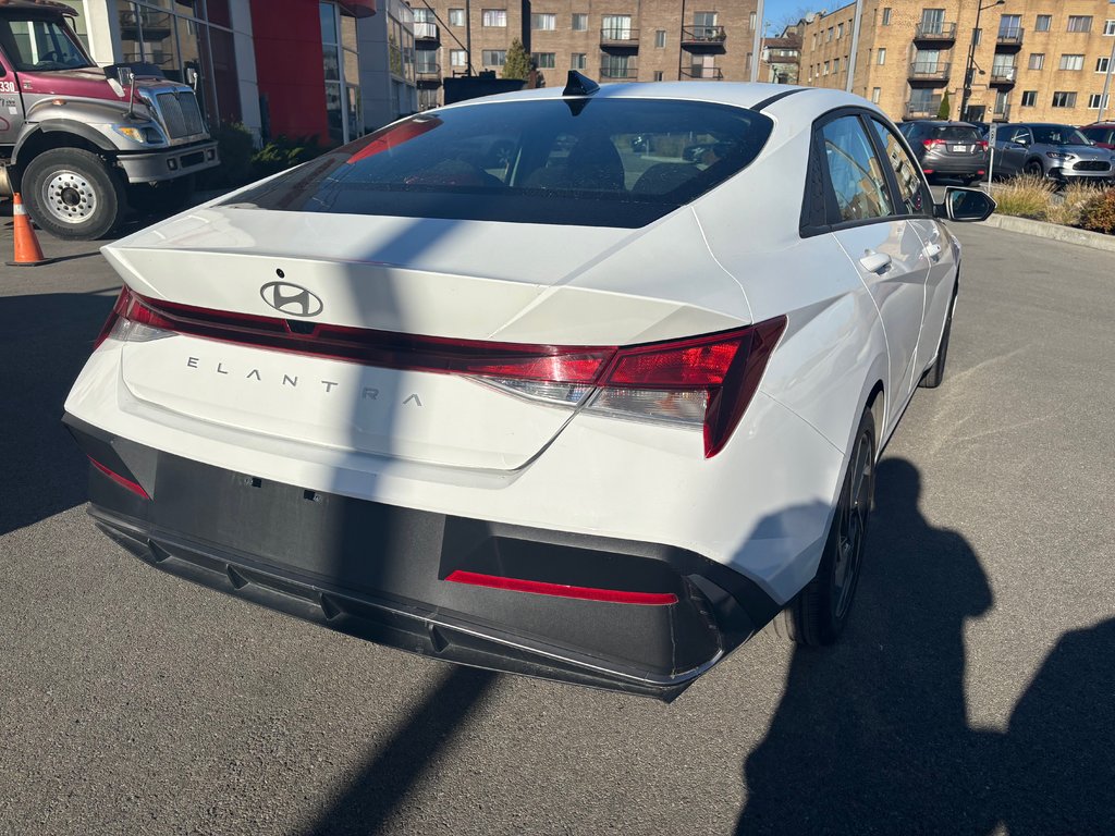 Hyundai Elantra Preferred 2024 à Montréal, Québec - 3 - w1024h768px