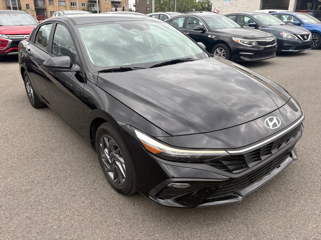 2024 Hyundai Elantra Preferred in Montréal, Quebec - 2 - w1024h768px