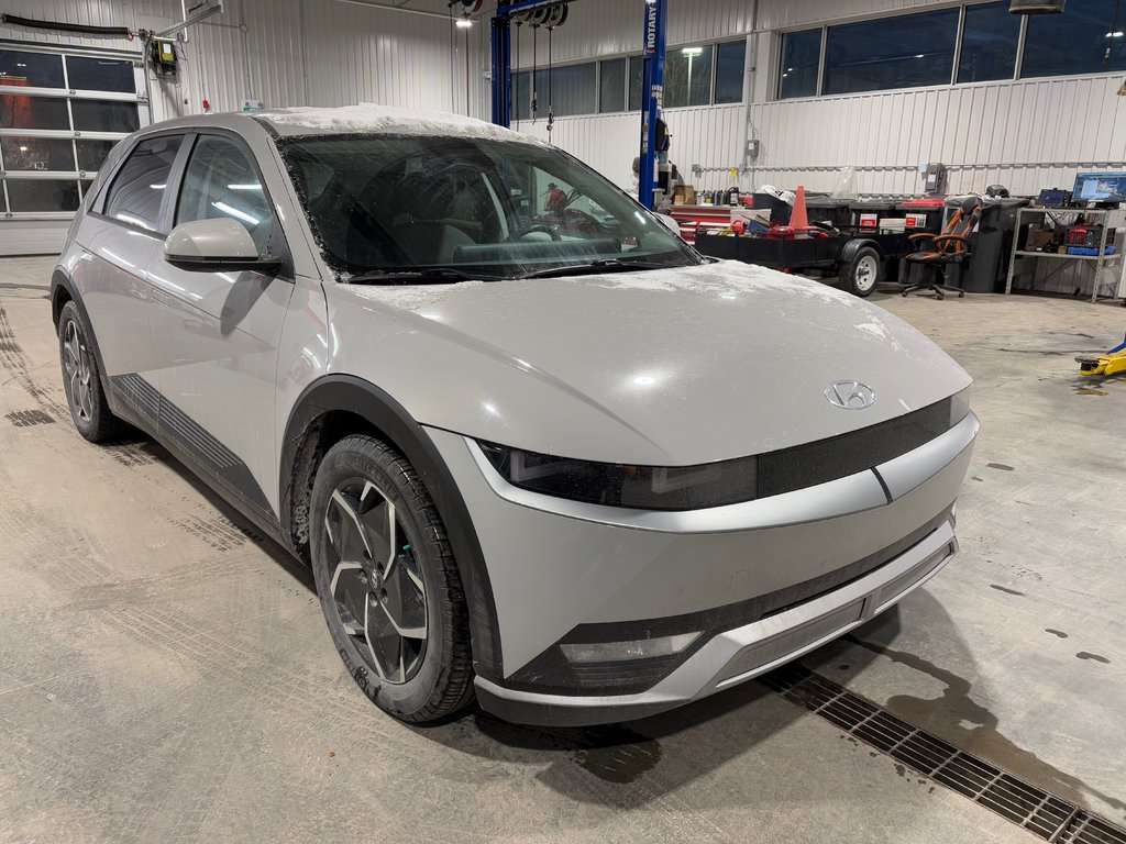 2022 Hyundai Ioniq 5 Preferred Long Range 1 PROPRIO JAMAIS ACCIDENTÉ in , Quebec - 4 - w1024h768px