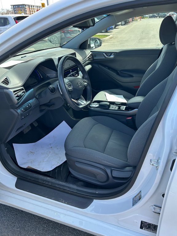 2021 Hyundai Ioniq Electric Preferred in Lachenaie, Quebec - 7 - w1024h768px