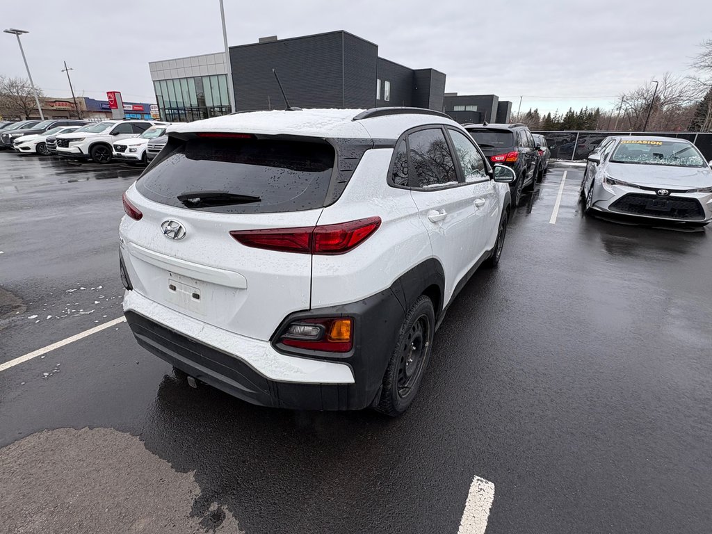 2019  Kona Essential PNEUS HIVER ET ÉTÉ JAMAIS ACCIDENTÉ in Lachenaie, Quebec - 3 - w1024h768px