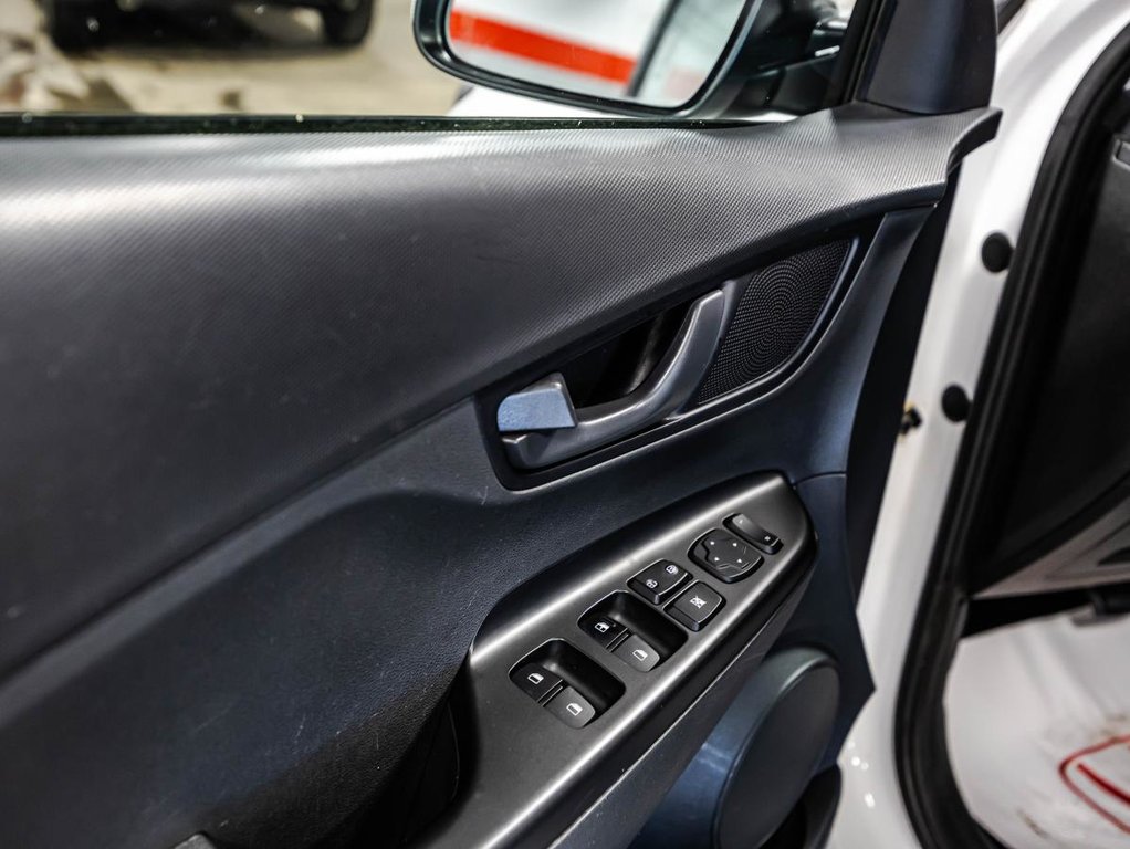 2021 Hyundai Kona 2.0L Essential TI in , Quebec - 11 - w1024h768px