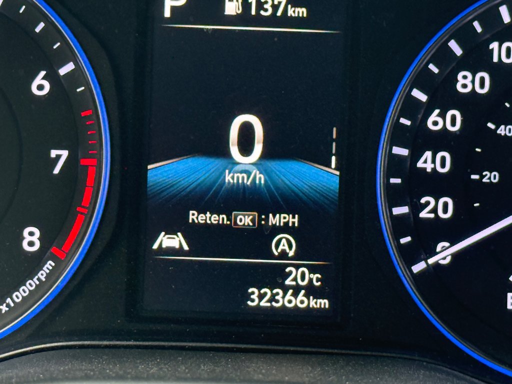 2022 Hyundai Kona Preferred AWD in Montreal, Quebec - 10 - w1024h768px