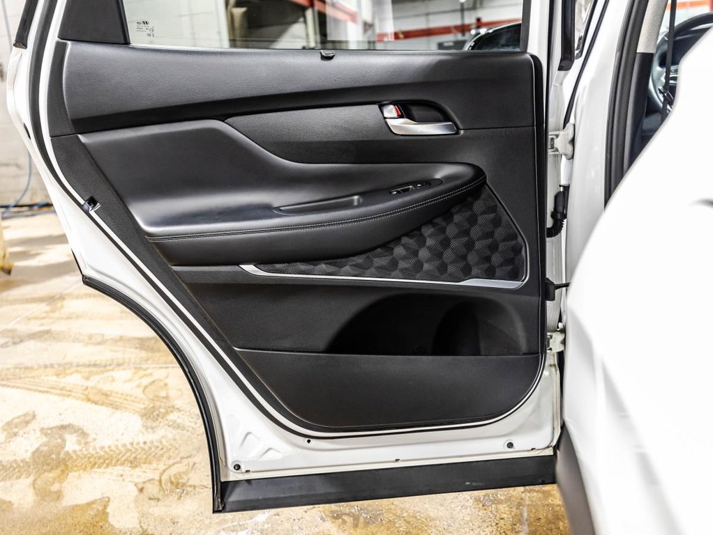 2022 Hyundai Santa Fe Hybrid Luxry JAMAIS ACCIDENTÉ I CUIR I TOIT PANOTAMIQUE I SIEGES CHAUFFANTS ET VENTILÉS  I SECURITE ACTIVE in Montréal, Quebec - 14 - w1024h768px