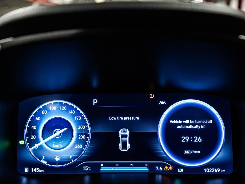 2022 Hyundai Santa Fe Hybrid Luxry JAMAIS ACCIDENTÉ I CUIR I TOIT PANOTAMIQUE I SIEGES CHAUFFANTS ET VENTILÉS  I SECURITE ACTIVE in Montréal, Quebec - 26 - w1024h768px