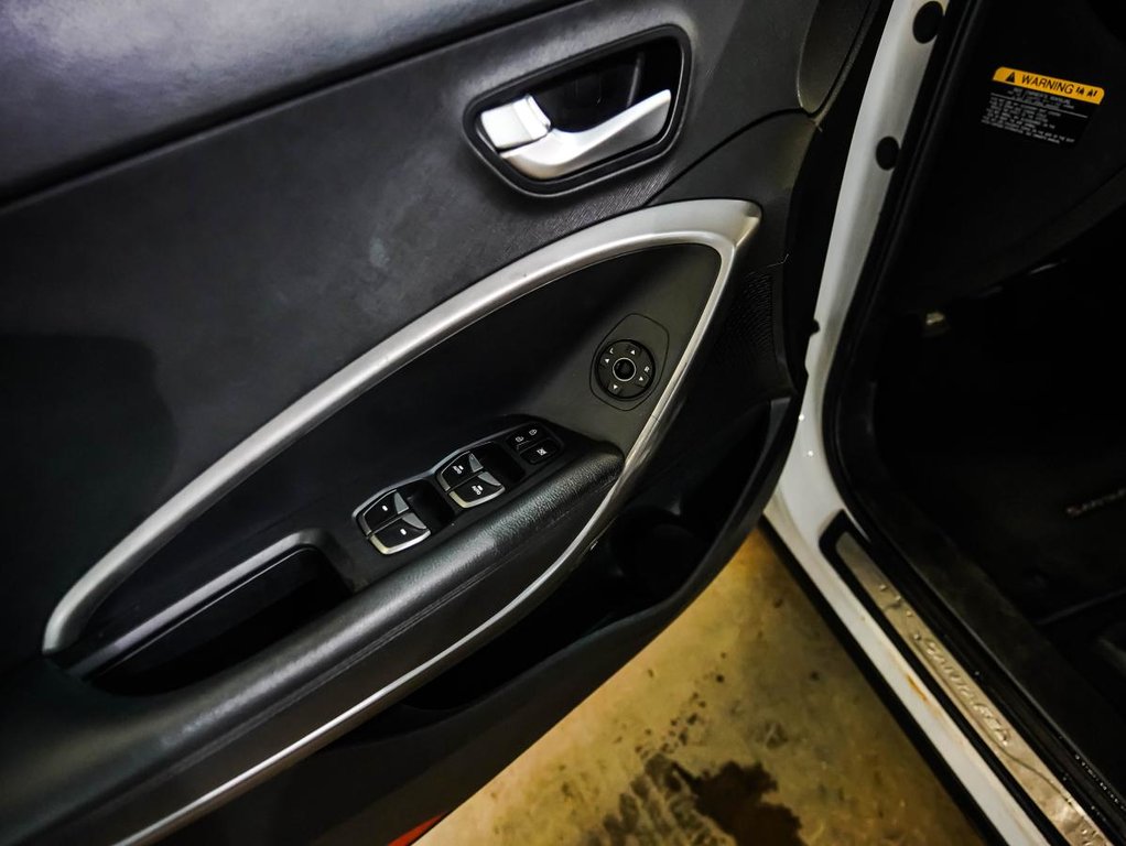 2016 Hyundai Santa Fe Sport 2.0T SE SPORT | AWD | 2.0T | CUIR | TOIT | CARFAX CLEAN in , Quebec - 13 - w1024h768px