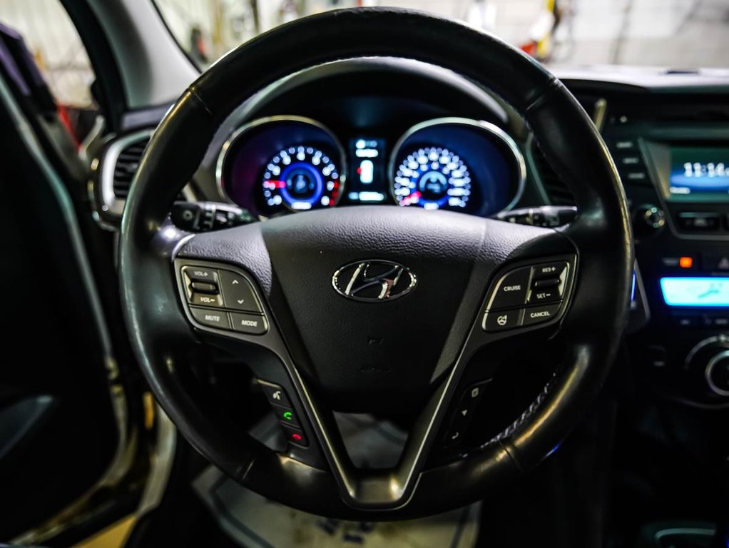 2016 Hyundai Santa Fe Sport 2.0T SE SPORT | AWD | 2.0T | CUIR | TOIT | CARFAX CLEAN in , Quebec - 11 - w1024h768px