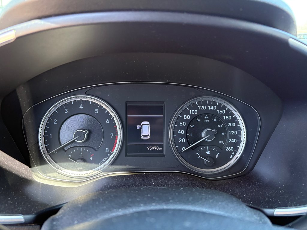 Hyundai Santa Fe Essential AWD JAMAIS ACCIDENTÉ 2019 à Lachenaie, Québec - 11 - w1024h768px