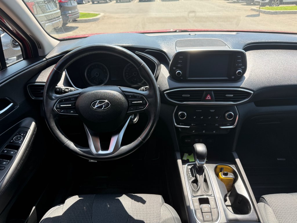 Hyundai Santa Fe Essential/2.4/FWD/UN PROPRIÉTAIRE 2019 à Montréal, Québec - 11 - w1024h768px