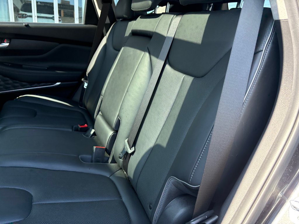2022 Hyundai Santa Fe Preferred 1 PORPRIO JAMAIS ACCIDENTÉ in Montreal, Quebec - 6 - w1024h768px