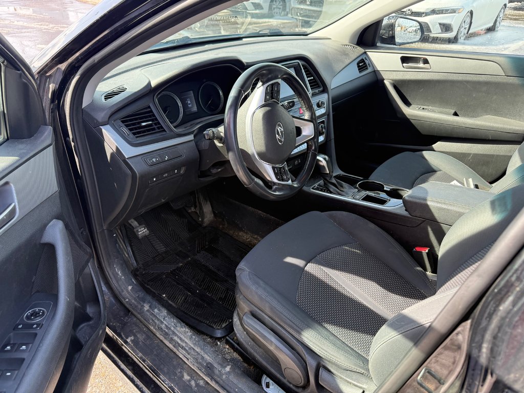 2019 Hyundai Sonata Essential in Lachenaie, Quebec - 11 - w1024h768px