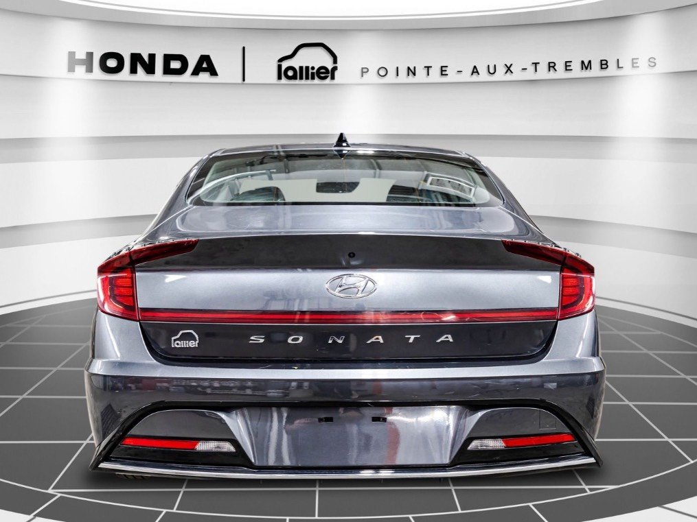 2021 Hyundai Sonata Preferred C'est un 2022 au prix d'un 2021 in Montreal, Quebec - 6 - w1024h768px