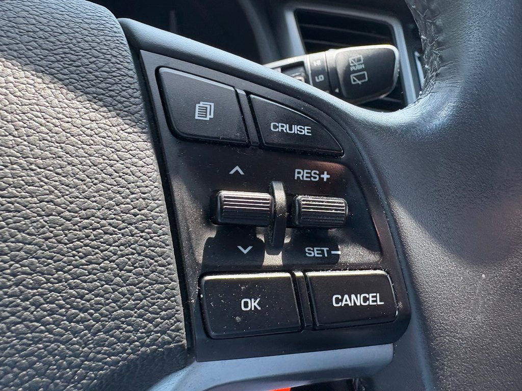 Hyundai Tucson Premium 2.0L 2016 à , Québec - 11 - w1024h768px