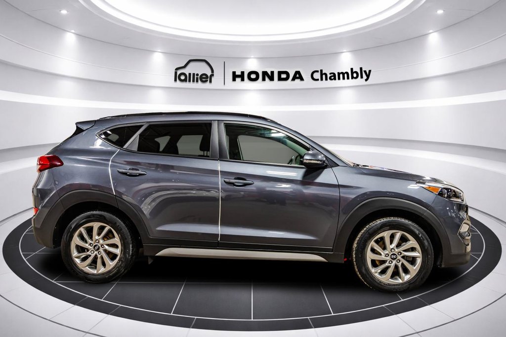 Hyundai Tucson SE 2.0L I 1 PROPRIO I JAMAIS ACCIDENTÉ I CAMERA I SIEGES CHAUFFANTS I MAGS I SECURITE ACTIVE 2017 à Montréal, Québec - 8 - w1024h768px