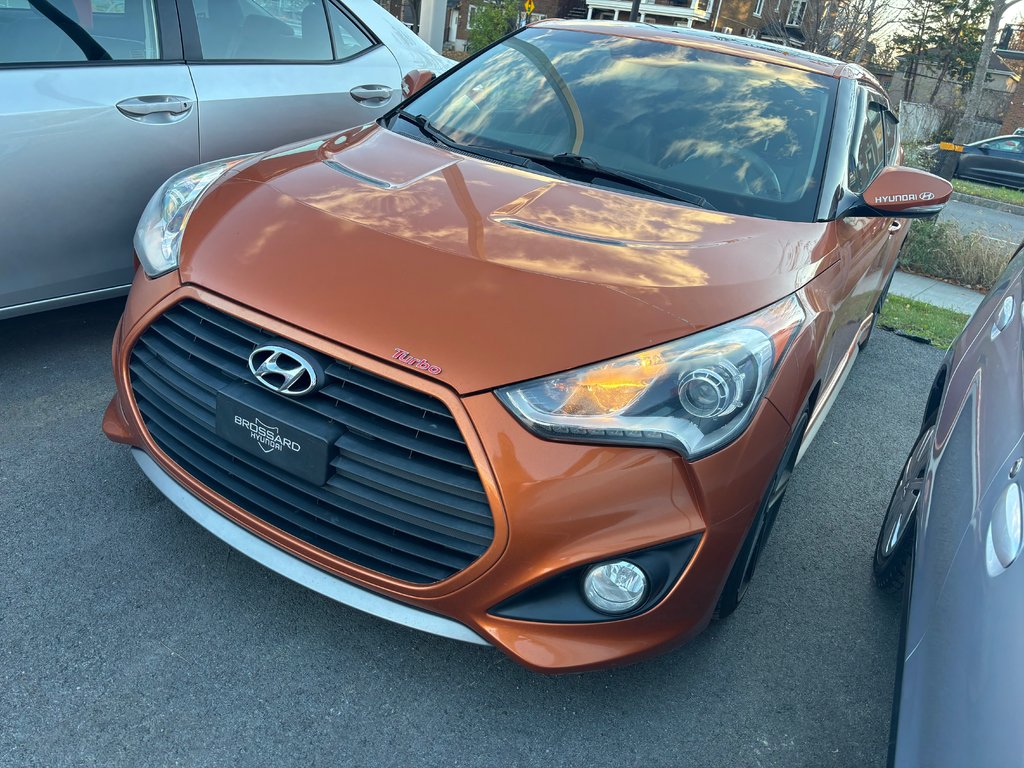 Hyundai Veloster Turbo 2013 à Montréal, Québec - 1 - w1024h768px
