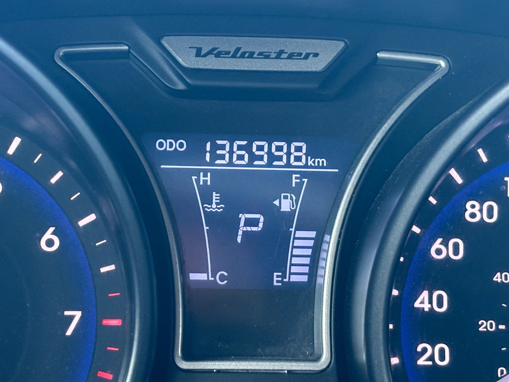 Hyundai Veloster Turbo 2013 à Montréal, Québec - 5 - w1024h768px