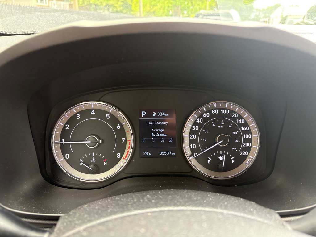 2021 Hyundai Venue Essential in Montreal, Quebec - 6 - w1024h768px