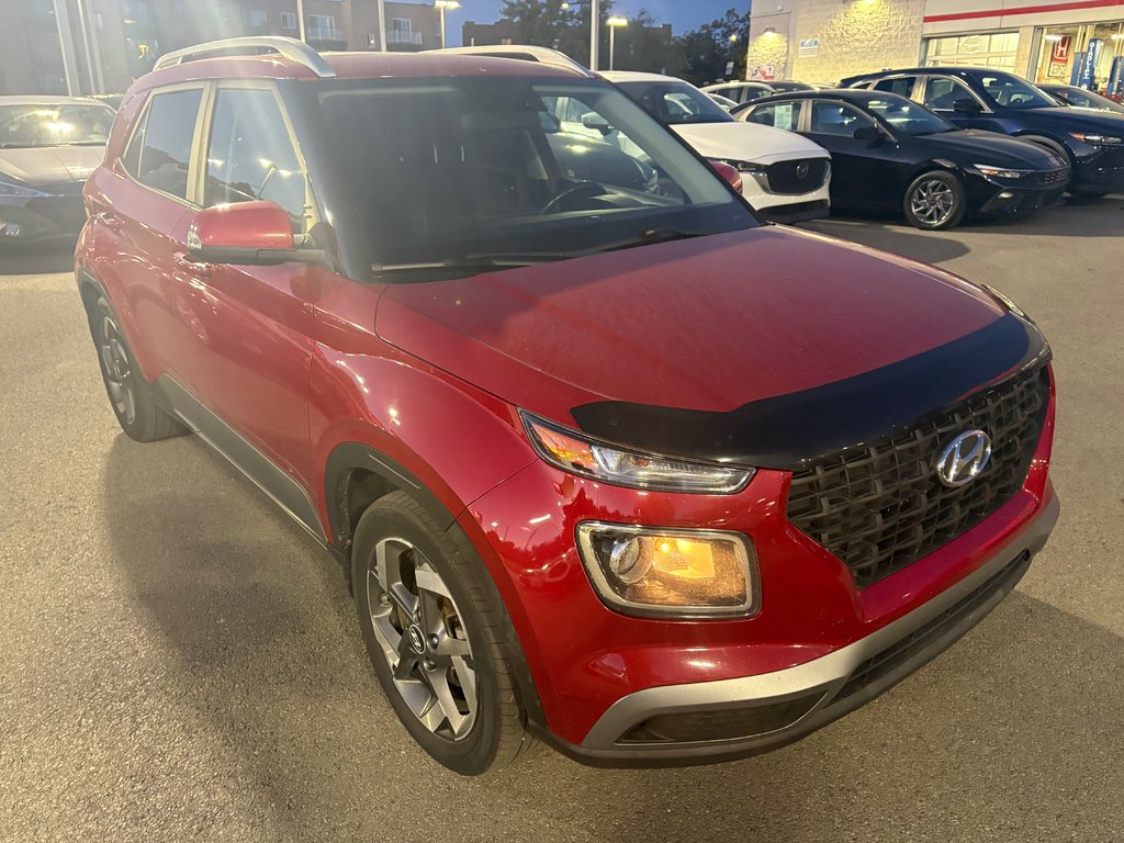 2021 Hyundai Venue Trend in Montréal, Quebec - 2 - w1024h768px