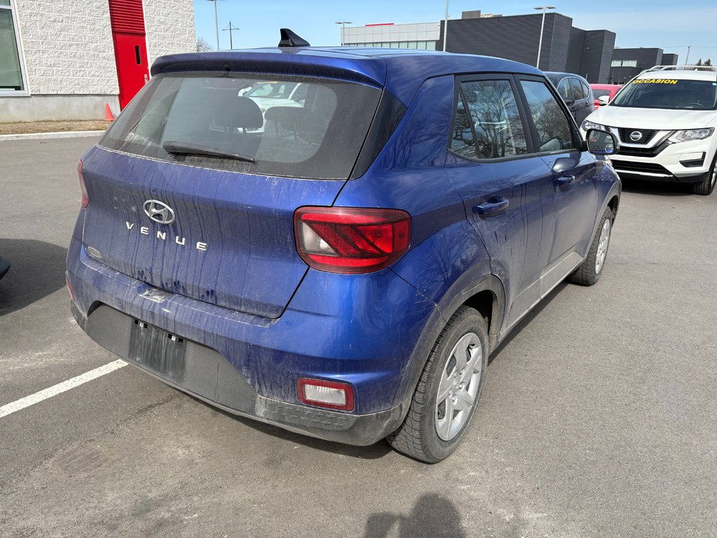 2022 Hyundai Venue Essential 1 PROPRIO JAMAIS ACCIDENTÉ in Montreal, Quebec - 4 - w1024h768px