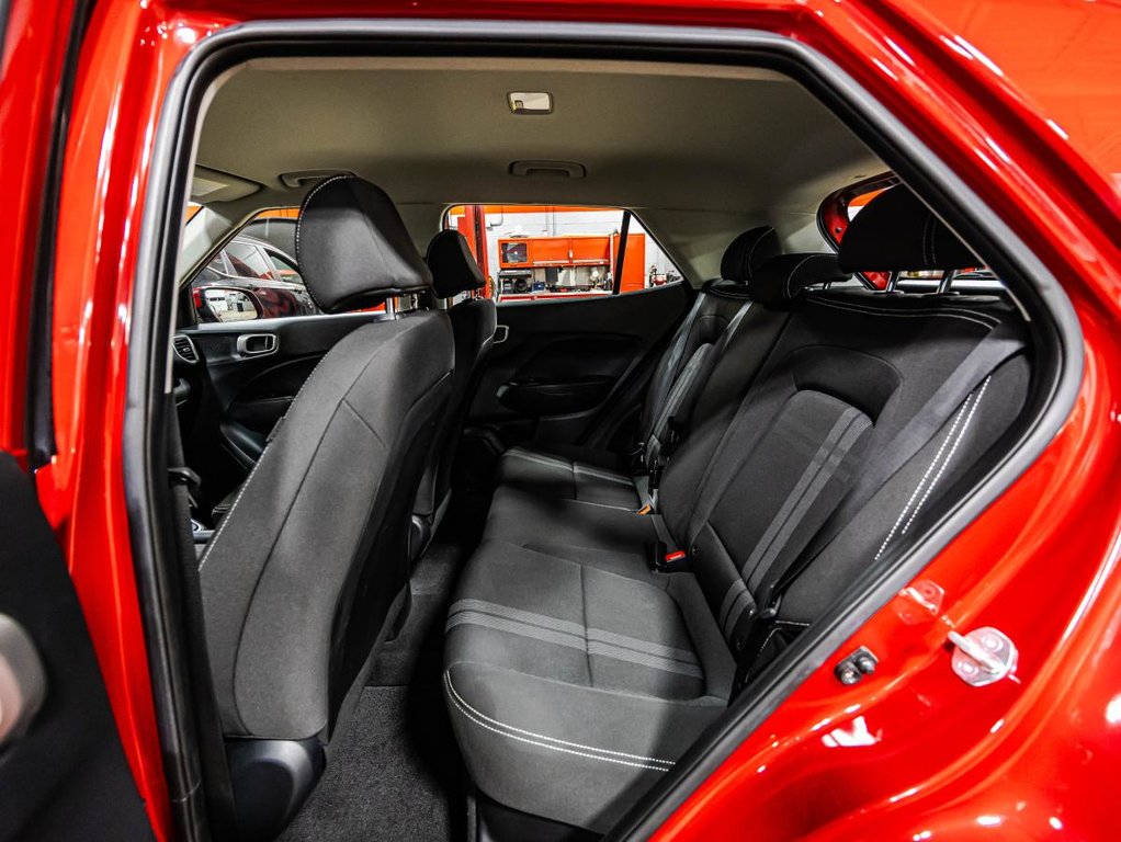 2023 Hyundai Venue Preferred in , Quebec - 14 - w1024h768px
