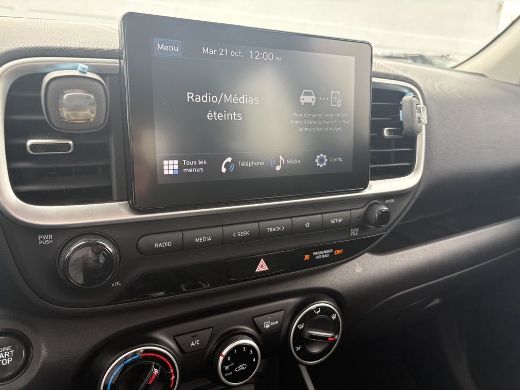 2023 Hyundai Venue Preferred in , Quebec - 8 - w1024h768px