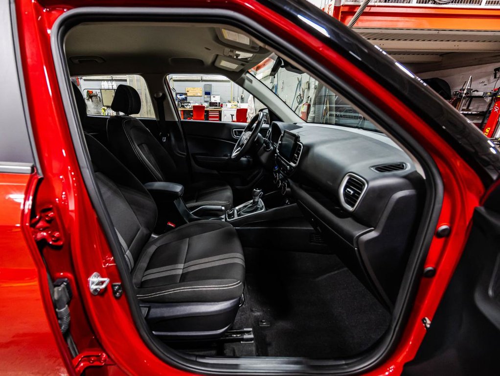 2023 Hyundai Venue Preferred in , Quebec - 18 - w1024h768px