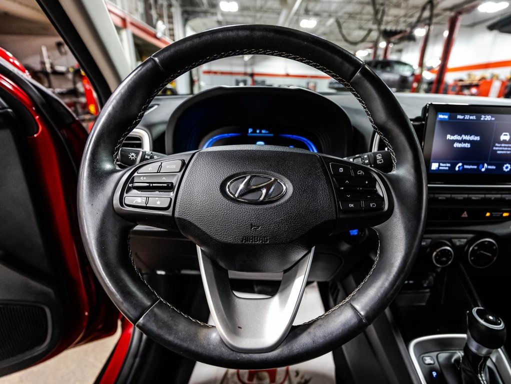 2023 Hyundai Venue Preferred in , Quebec - 22 - w1024h768px