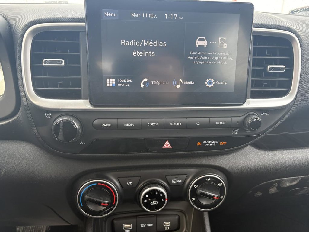 Hyundai Venue Essential IVT 14 000 KM SEULEMENT I CARPLAY I BLUETOOTH I CAMERA  I SIEGES CHAUFFANTS 2023 à , Québec - 9 - w1024h768px
