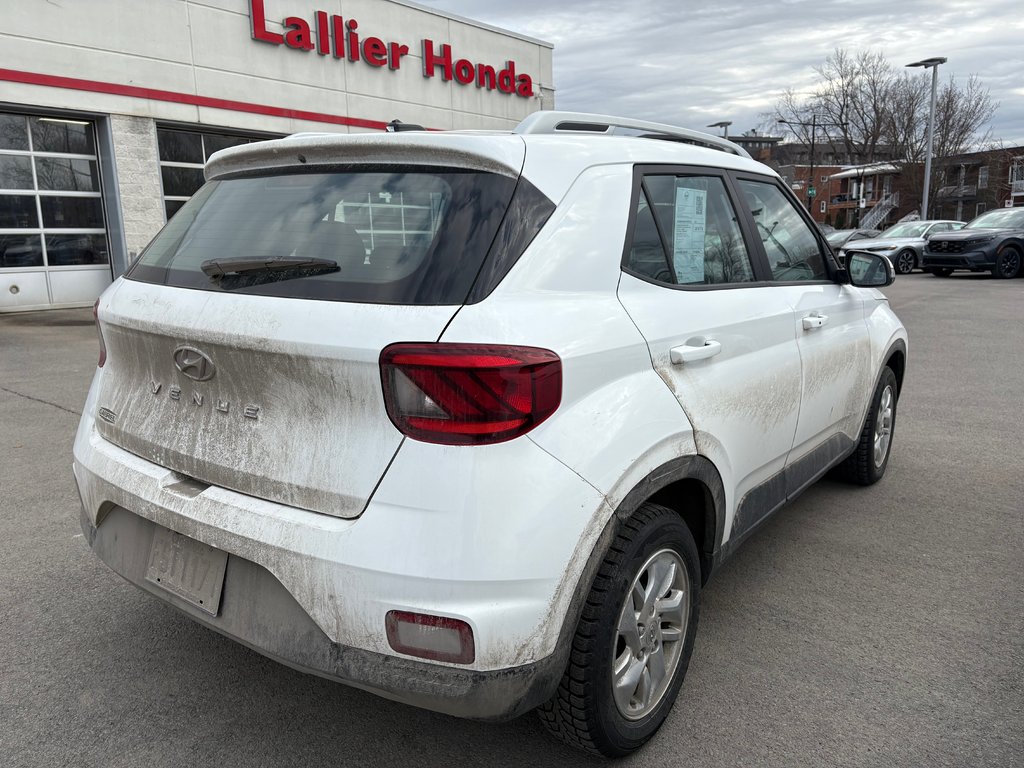 Hyundai Venue Preferred 2024 à Montréal, Québec - 3 - w1024h768px