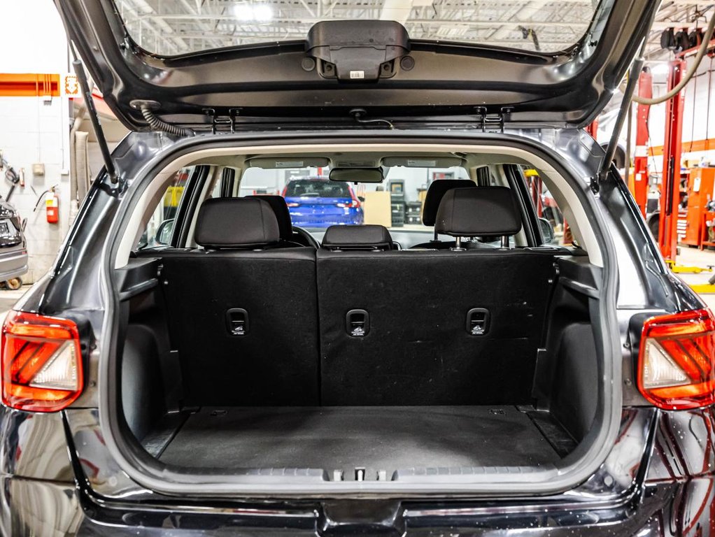 2024 Hyundai Venue Essential CAMERA I SIEGES CHAUFFANTS I CARPLAY I BLUETOOTH in Montréal, Quebec - 15 - w1024h768px