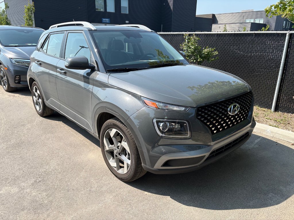 2025 Hyundai Venue Ultimate 2 000 KM SEULEMENT JAMAIS ACCIDENTÉ in , Quebec - 4 - w1024h768px