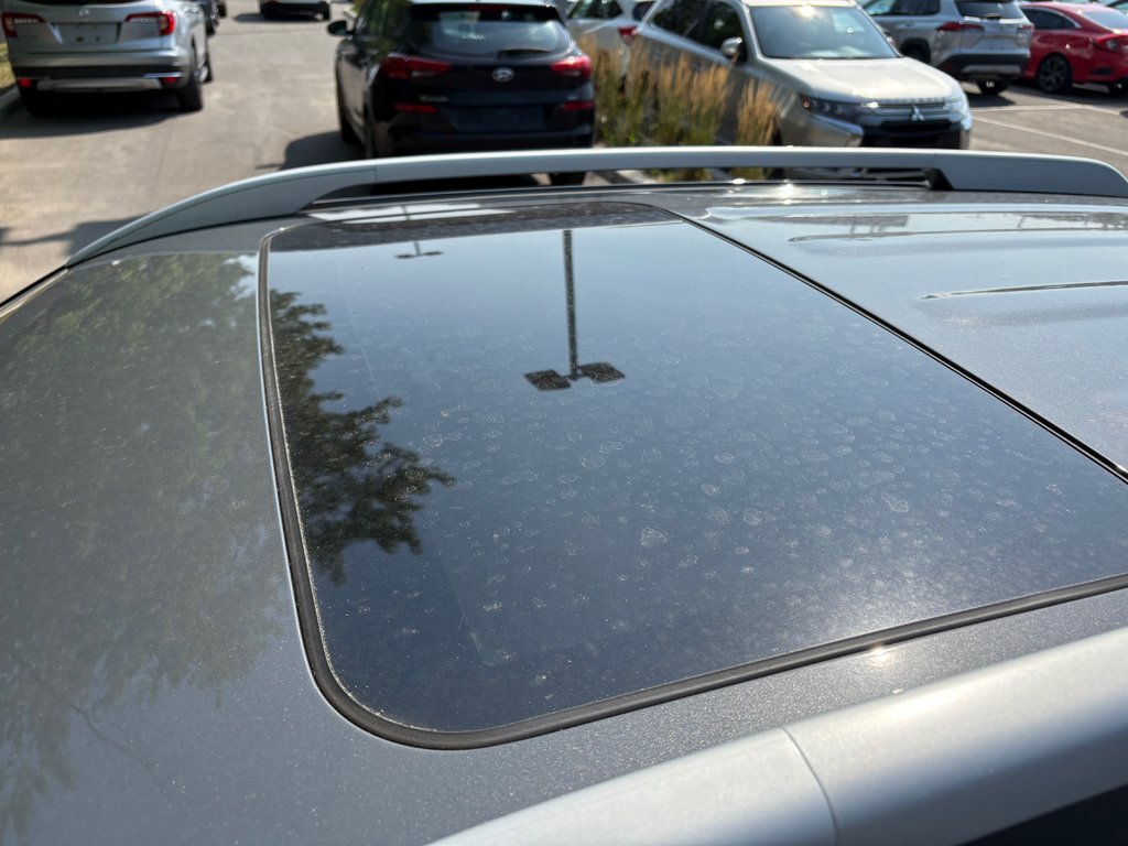 2025 Hyundai Venue Ultimate 2 000 KM SEULEMENT JAMAIS ACCIDENTÉ in , Quebec - 6 - w1024h768px