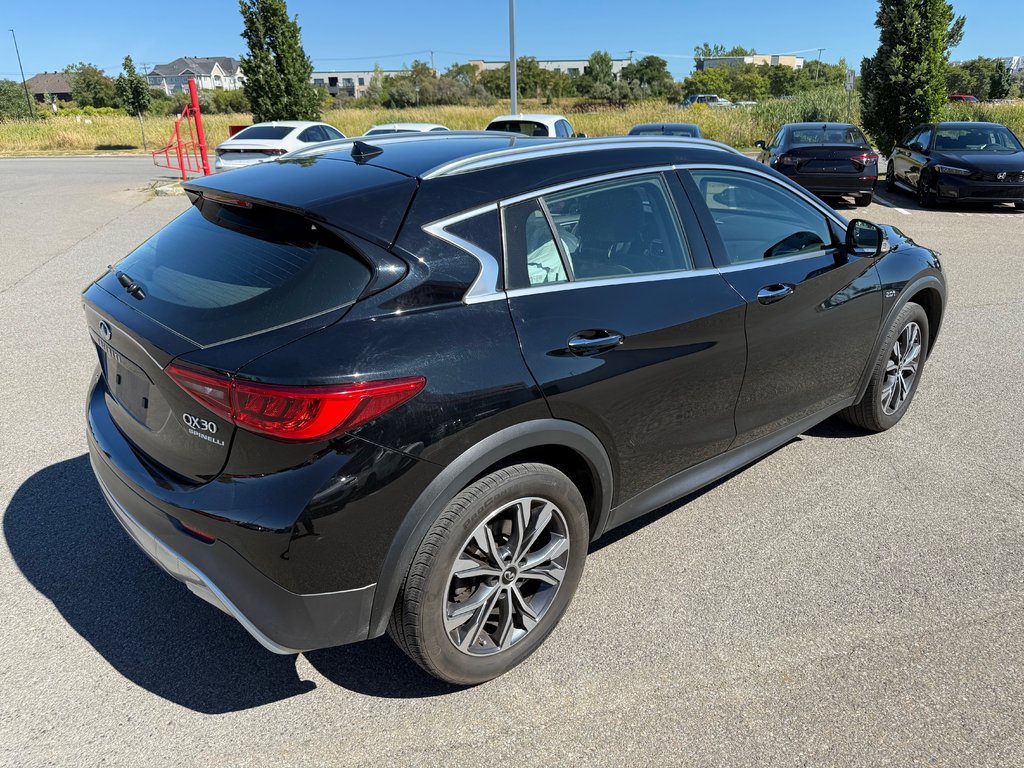 2018 Infiniti QX30 in , Quebec - 4 - w1024h768px
