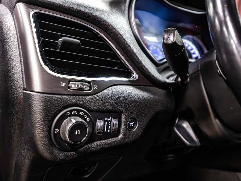 2019 Jeep Cherokee Limited 4x4 CUIR I SIGES EN CUIR CHAUFFANTS I DEMARREUR I CAMERA in Montréal, Quebec - 23 - w1024h768px