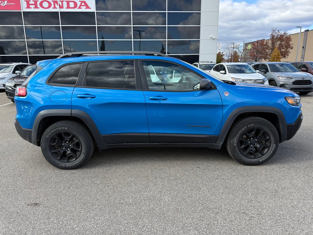 2019 Jeep Cherokee Trailhawk Elite/UN PROPRIÉTAIRE in Lachenaie, Quebec - 6 - w1024h768px