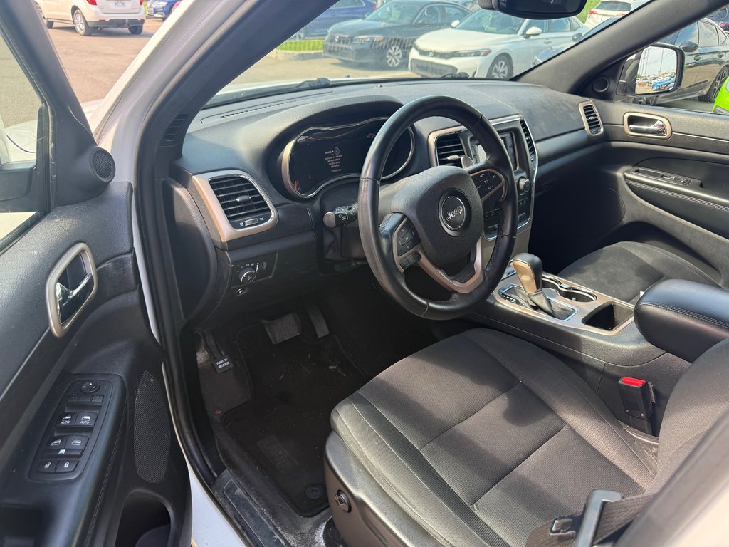 Jeep Grand Cherokee Laredo/4X4/MOTEUR 3.6 V6 2017 à Lachenaie, Québec - 10 - w1024h768px